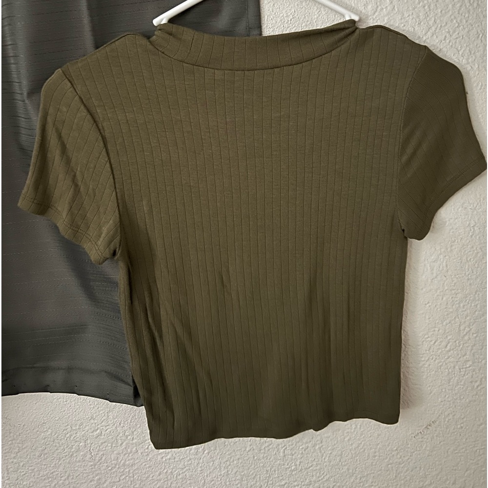 Olive green basic top - Picture 4 of 6